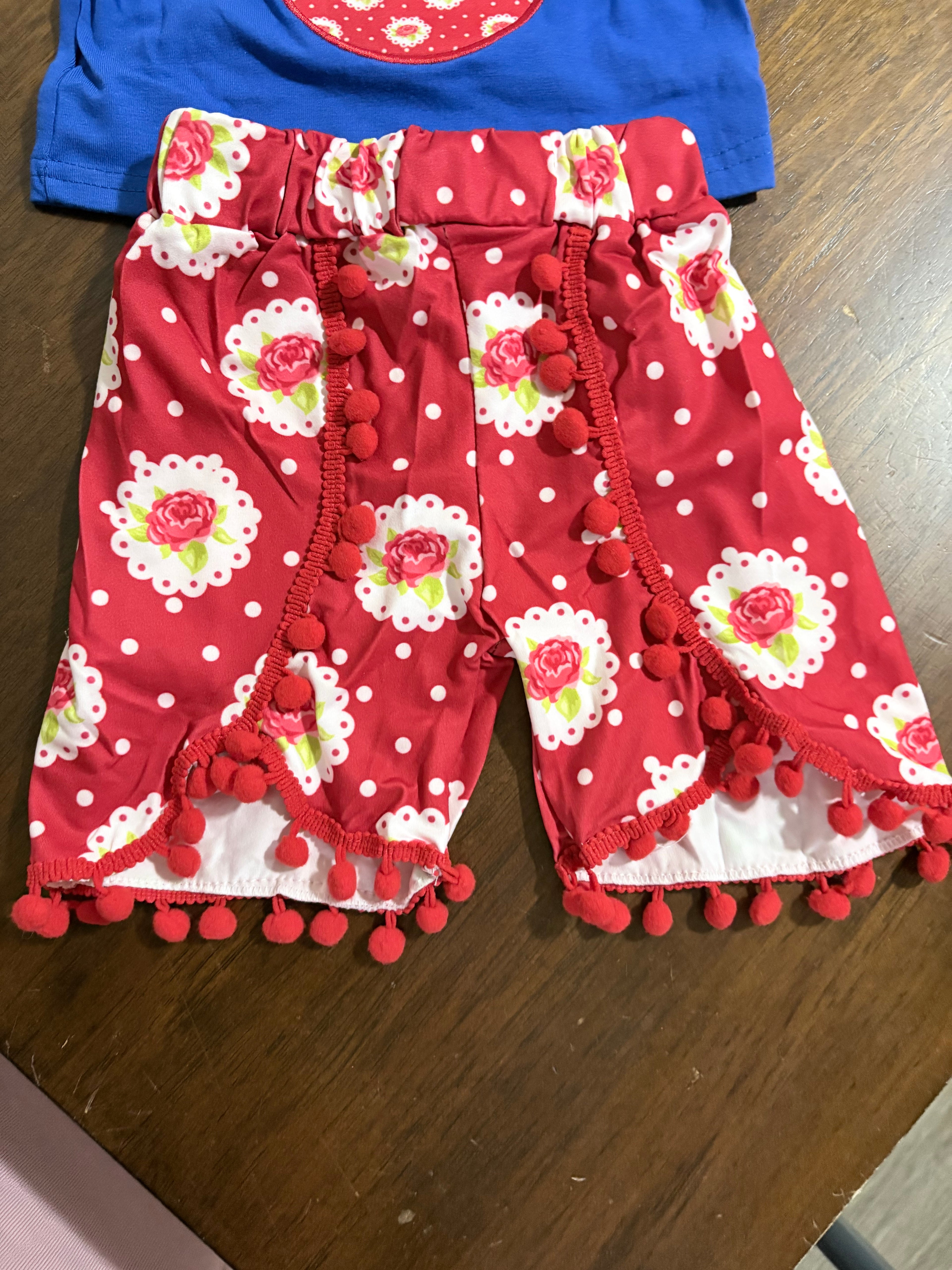 Female Mouse Flag Embordered w/rose pants