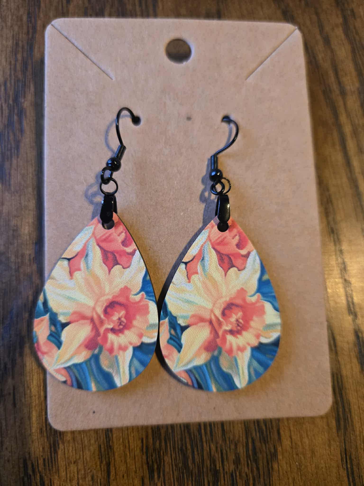 Flower Theme Tear Drop Earrings