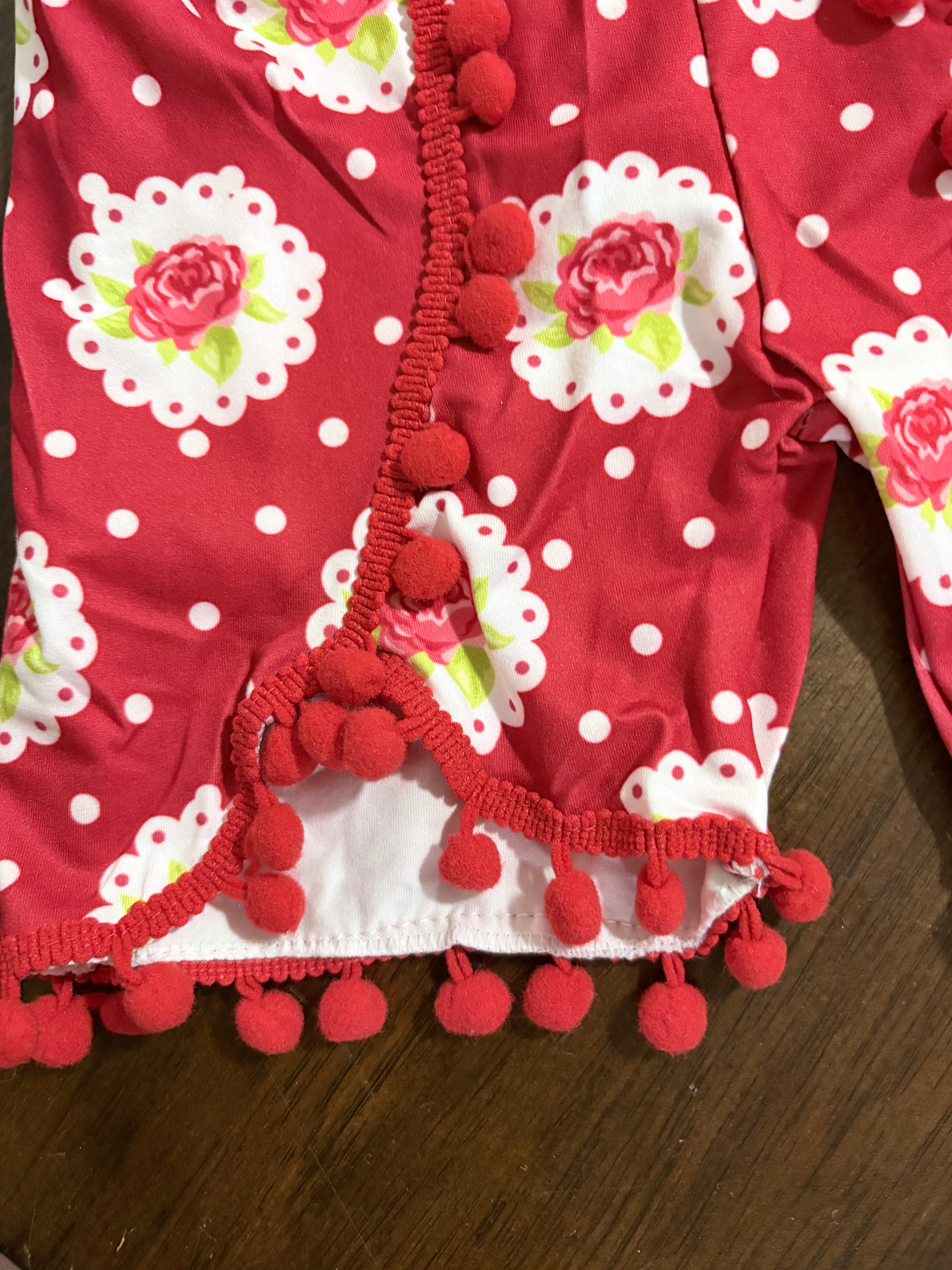 Female Mouse Flag Embordered w/rose pants