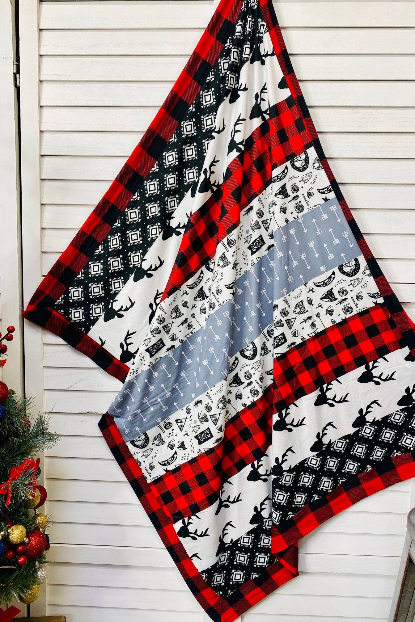 Buffalo plaid multi printed reversible baby banket DLH2606