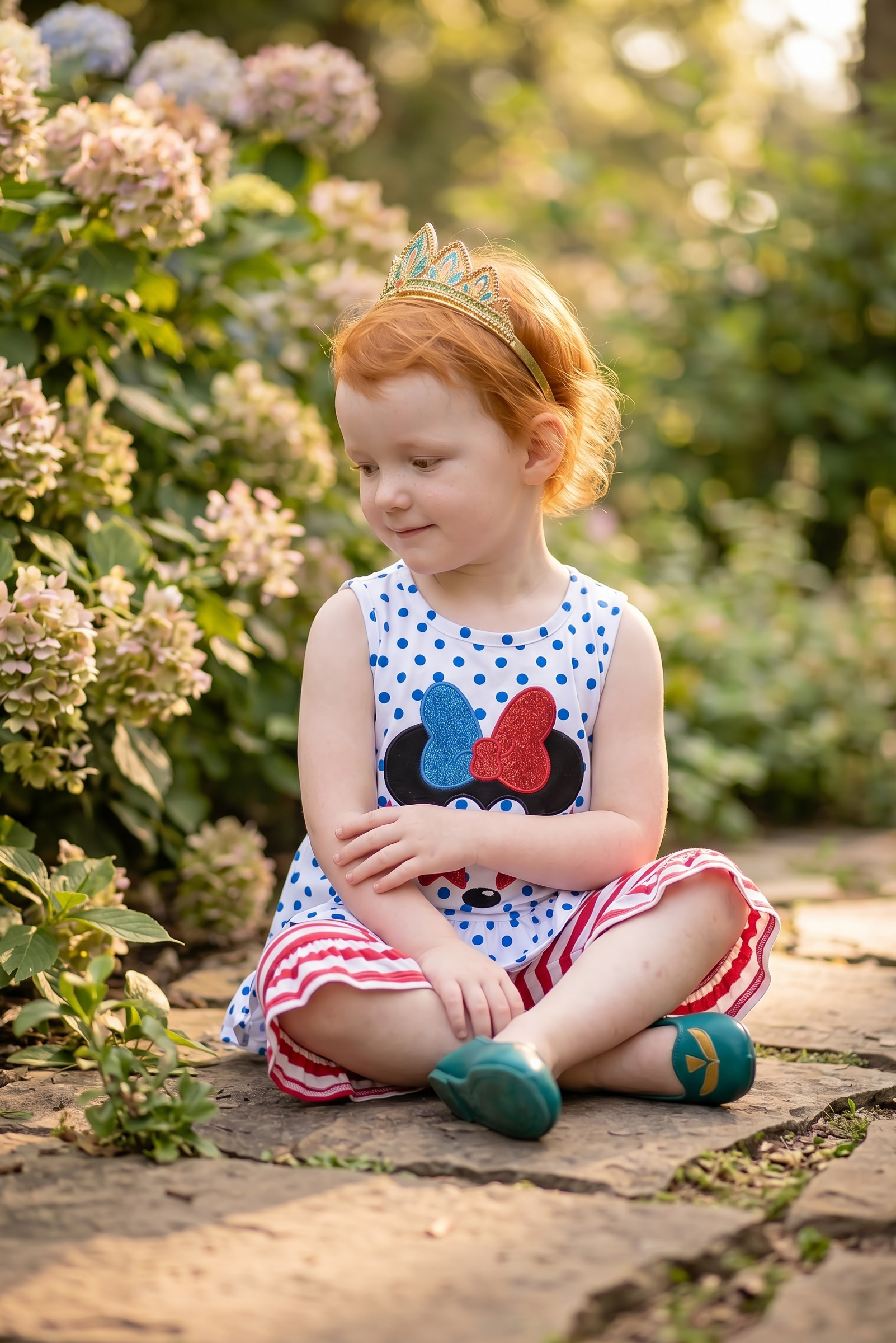 Girl mouse Red-White-Blue Polk Dot Shirt with Red-White pants