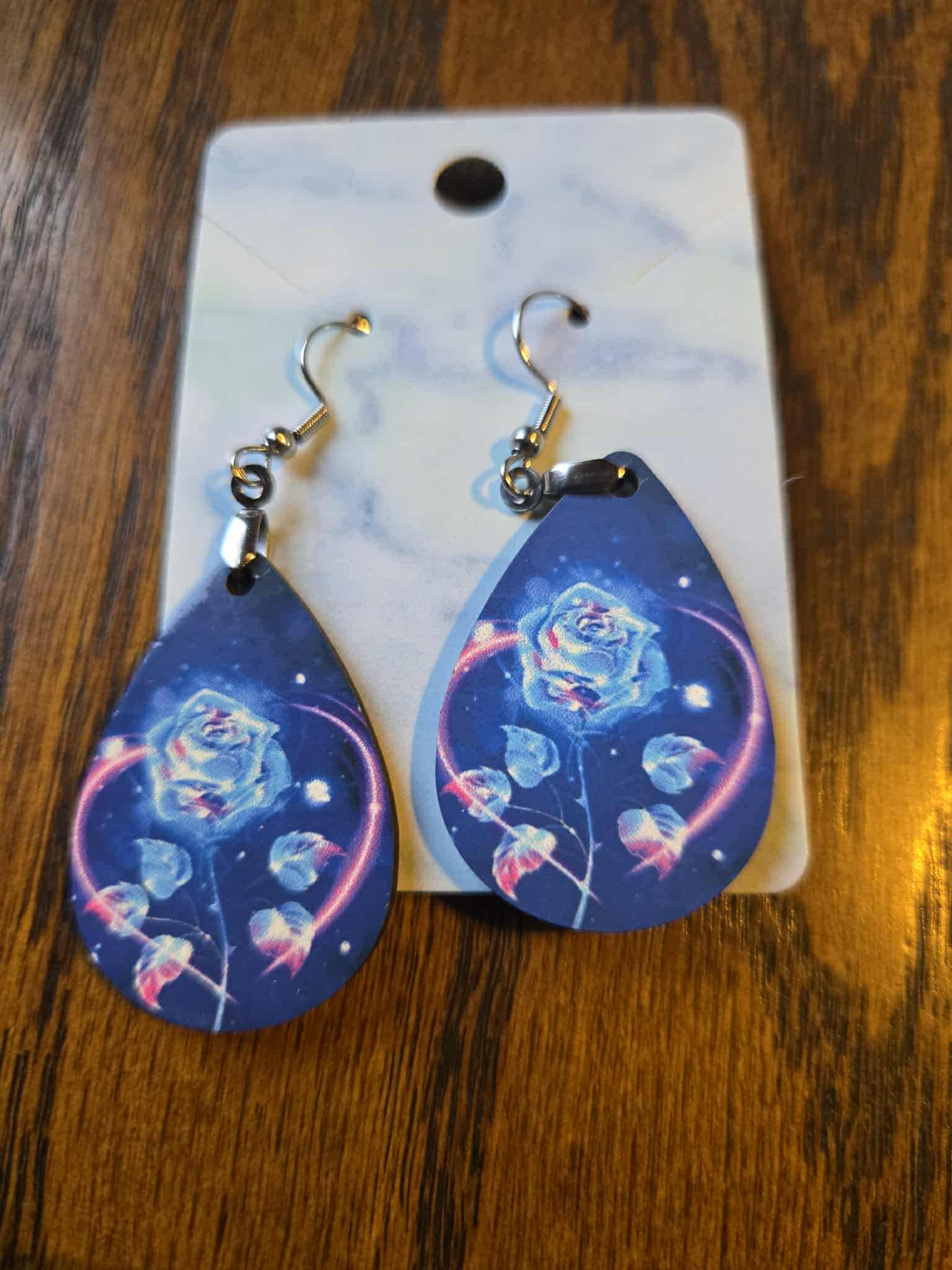Flower Theme Tear Drop Earrings