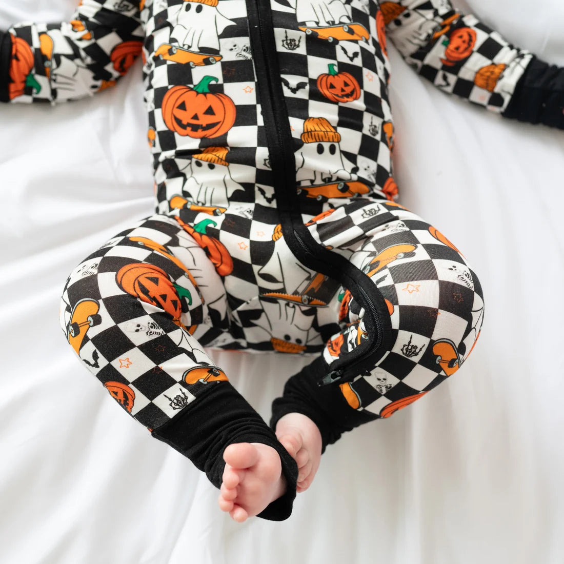 Halloween Skateboard Ghost Pumpkin Zippy