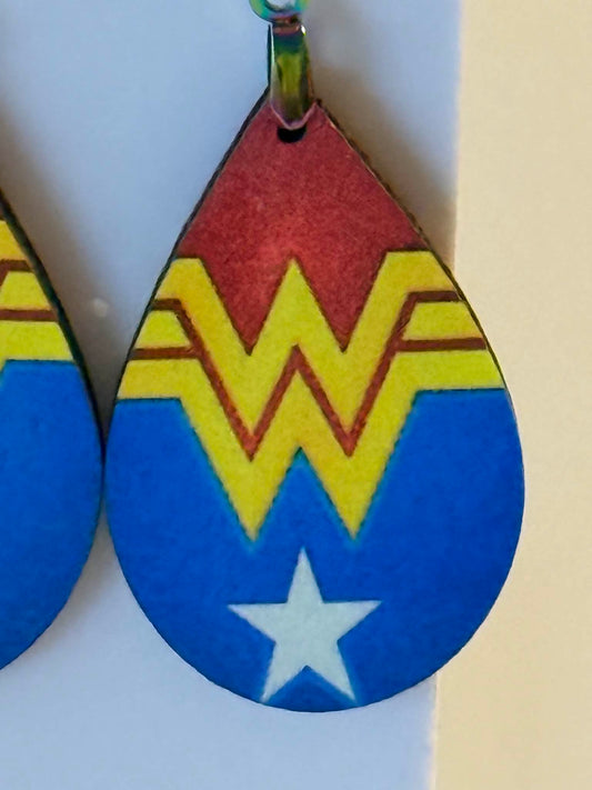 Wonder Women Earing