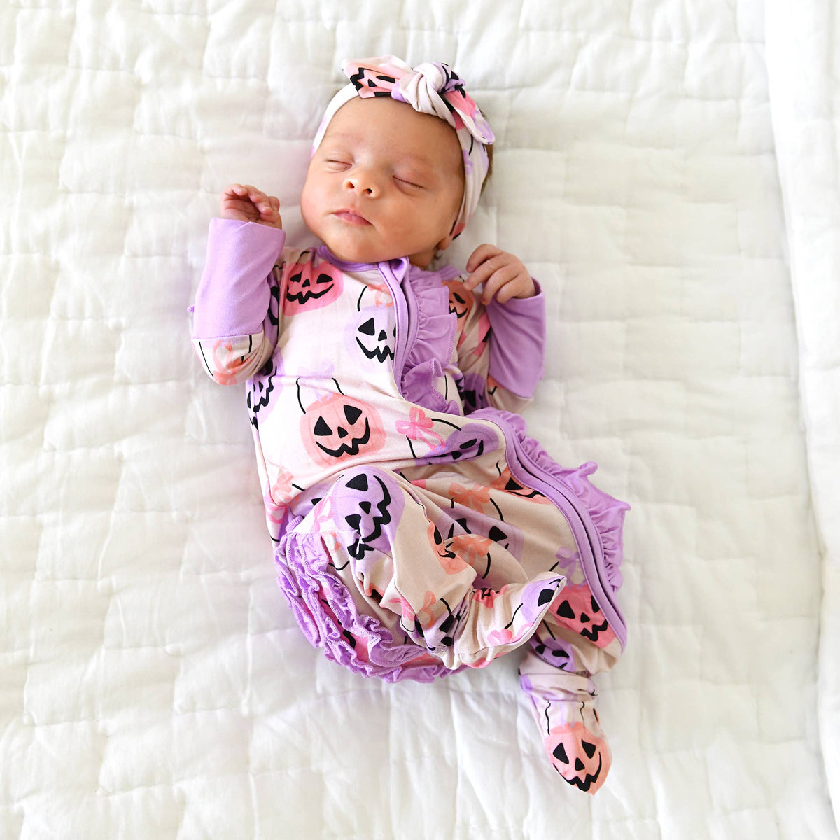 Emmy RUFFLE ZIP Bamboo Halloween Pumpkins Baby Outfit