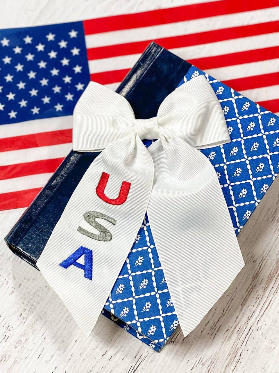 USA Embroidered Longtail Hair Bow | Clip Only