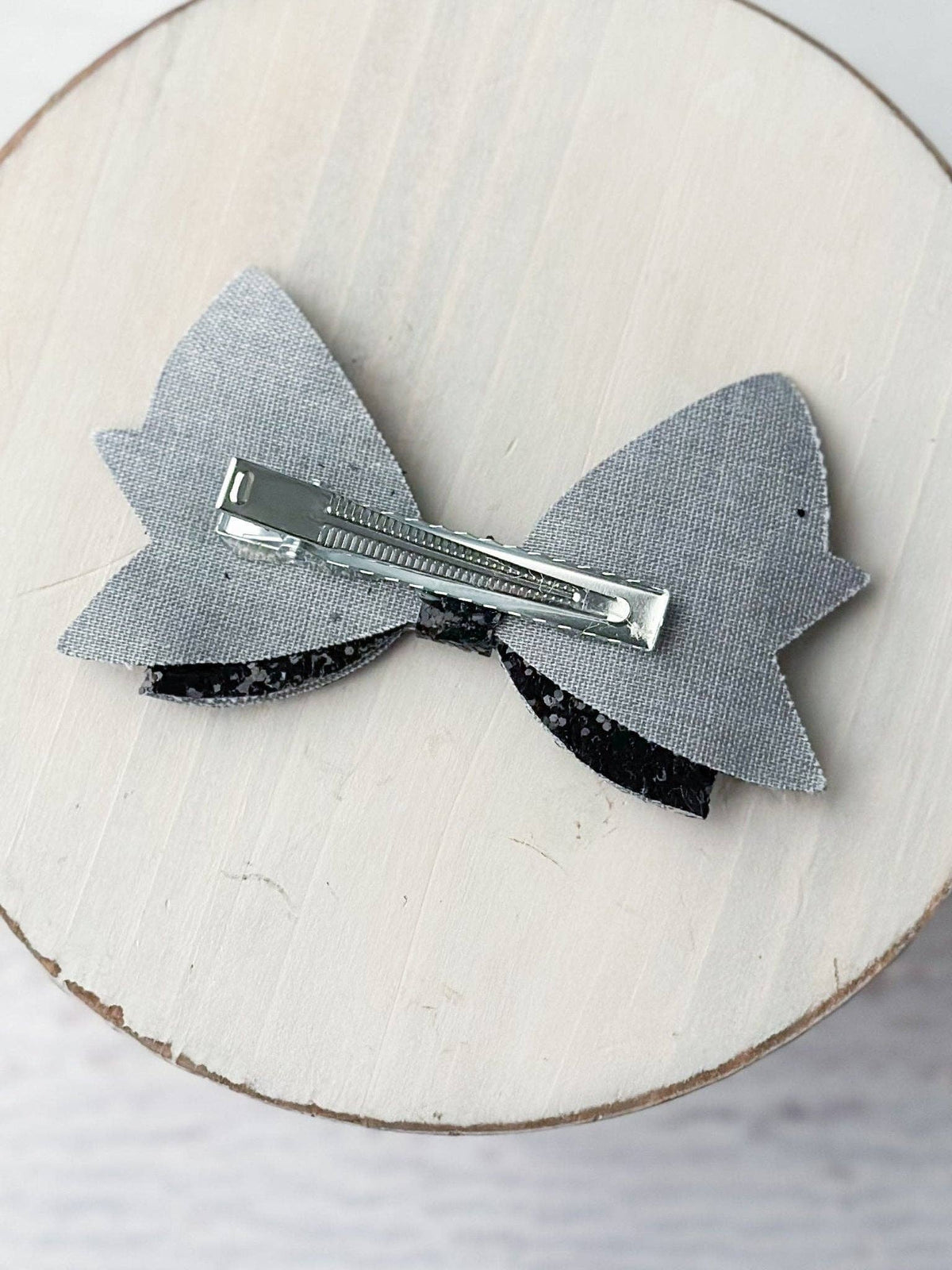 Black Cat Glittery Bow Clippie | Halloween Clippie